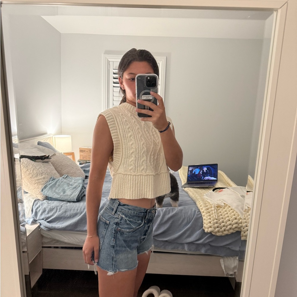 Cream Cable Knit Sleeveless Top